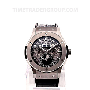Hublot Classic Fusion Aerofusion Moonphase Titanium 45mm 517.NX.0170.LR