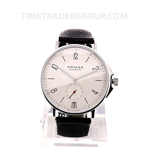 Nomos Glashutte Ahoi Datum 556