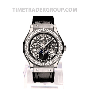 Hublot Classic Fusion Aerofusion Moonphase Titanium Diamonds 45mm 517.NX.0170.LR.1104