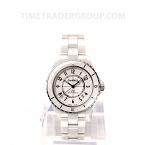 Chanel J12 H5700