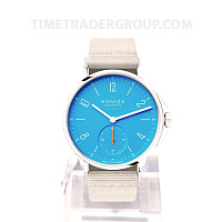Nomos Glashutte Ahoi neomatik signalblau 562