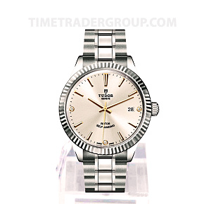 Tudor Style 12510-0011