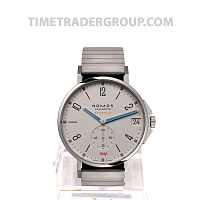 Nomos Glashutte Tangente Sport neomatik 42 Datum 580